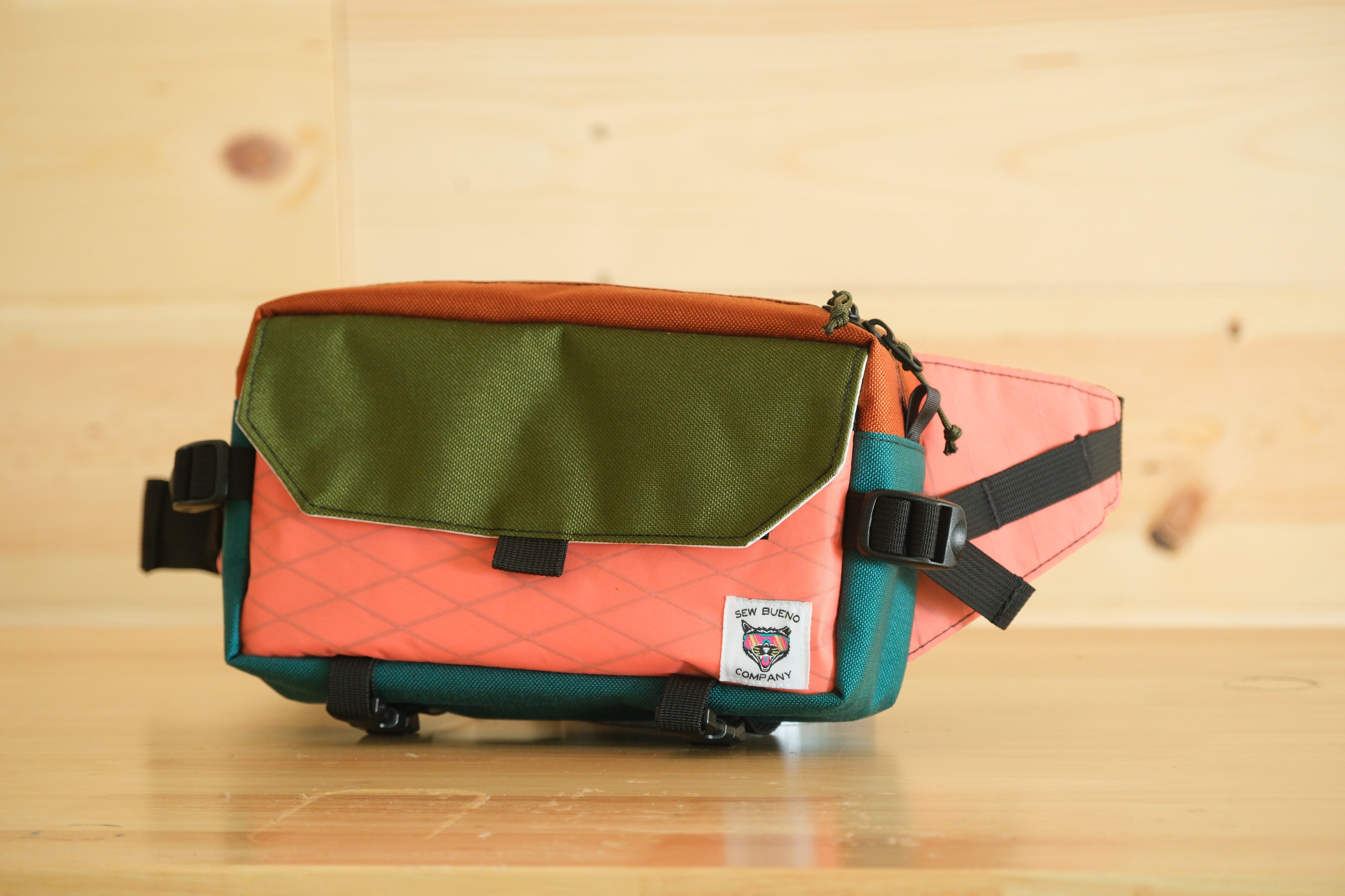 The Duggie Fresh Hip pack | Handlebar bag